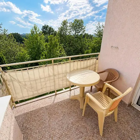 Two-bedroom With Garden View Daire Sunny Beach