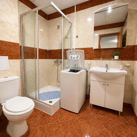 Daire Two-bedroom With Garden View